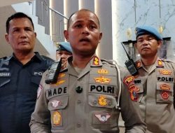 Satlantas Polrestabes Medan Turut Bantu Bencana Longsor Sembahe