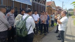POLRES BINJAI SIAPKAN PERSONIL DAMPINGI TIM DARI PENGADILAN NEGERI BINJAI DI LOKASI EKSEKUSI TANAH DAN BANGUNAN